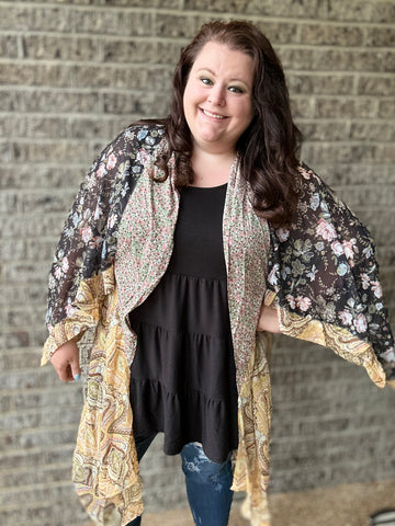 Total Takeover Kimono Top (1X-2X-3X)